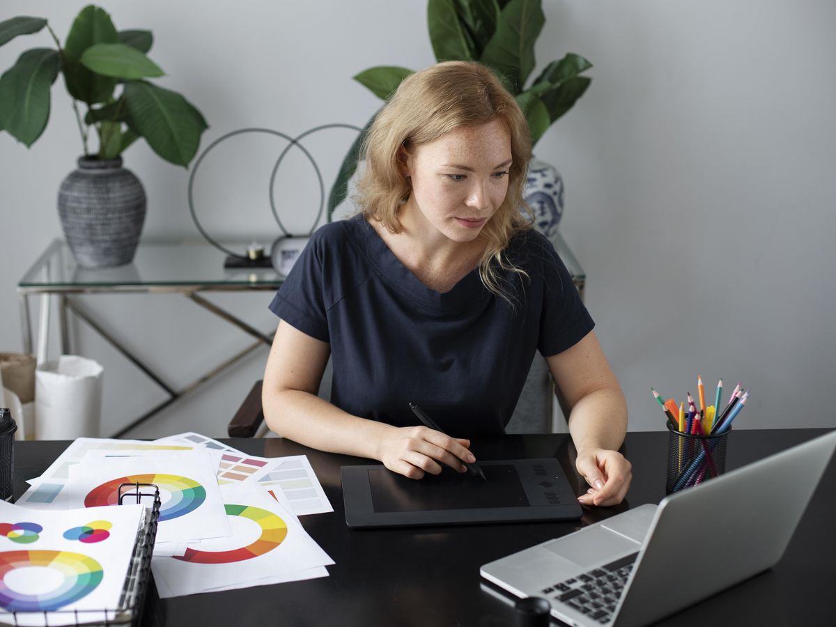 Graphic / Brand Designer